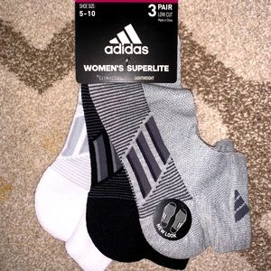 Adidas women’s superlite low cut socks